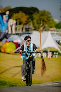 BIB: 
                            <button type="button" onclick="openModal(26179583)" class="btn btn-primary btn-sm float-right btn-popup" data-toggle="modal" data-target=".modal-high-quality">
                        <i class="fas fa-shopping-cart"></i> Add to Cart
                    </button>
                                            <button type="button" onclick="isThisMe(26179583, true)" class="btn btn-success btn-sm float-right btn-popup btn-isme hidden" data-toggle="tooltip" data-placement="bottom" title="นี่คือรูปของคุณใช่ไหม คลิกที่นี่เพื่อเอาเข้าอัลบั้ม">
                        <i class="fas fa-plus"></i> Add to album
                    </button>
                    <button type="button" onclick="isThisMe(26179583, false)" class="btn btn-warning btn-sm float-right btn-popup btn-isnotme hidden">
                        <i class="fas fa-ban"></i> Remove from album
                    </button>